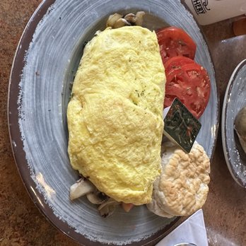 The Brunchery - Berries Bowl - Breakfast & Brunch Near Me - Valrico, Florida