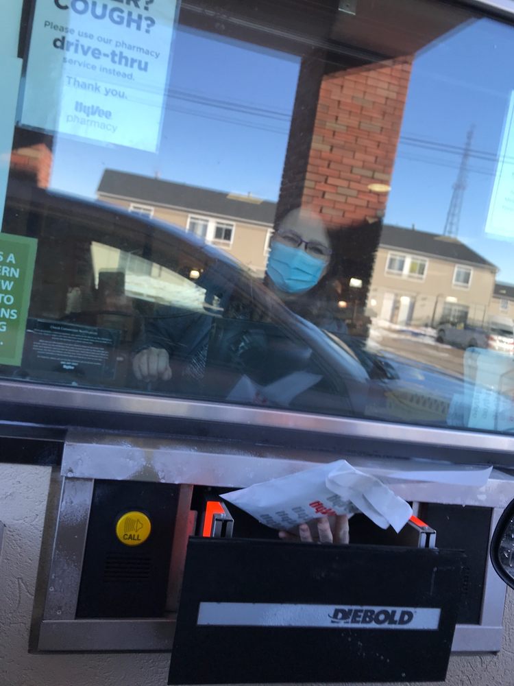 HYVEE DRUGSTORE 5 Updated July 2024 1943 Blairs Ferry Rd NE, Cedar Rapids, Iowa