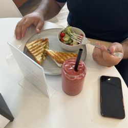 The Blend - Pesto grilled cheese