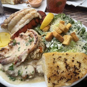 Boatyard Pub - Fisherman's Combo - Bars Near Me - Ventura, California