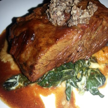 Flying Pig Pub & Kitchen - Short Ribs $18 - Pubs Near Me - Oceanside, California