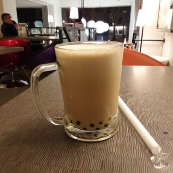 Sphere Bay - You might not be able to tell from this photo, but it's a large cup. - Bubble Tea Near Me - Dusseldorf, NW Sphere Bay - You might not be able to tell from this photo, but it's a large cup. - Bubble Tea Near Me - Dusseldorf, NW