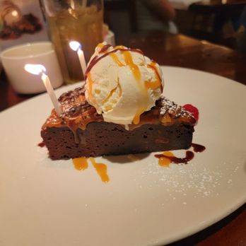 Pappadeaux Seafood Kitchen - Turtle brownie - Cajun/Creole Near Me - Grapevine, Texas Pappadeaux Seafood Kitchen - Turtle brownie - Cajun/Creole Near Me - Grapevine, Texas