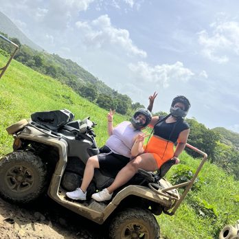 Carabali Rainforest Park - All instructors, Including Dave, makes sure to stop and get photo opportunities for all individual groups. - Horseback Riding Near Me - Luquillo, Puerto Rico