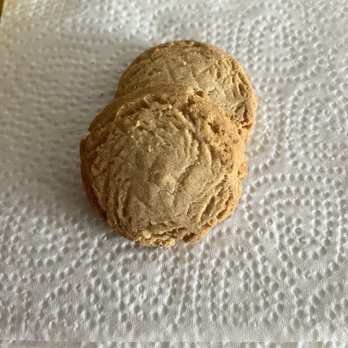 Lee's Sandwiches - Butter cookies (forgot I had them) - Vietnamese Near Me - Alhambra, California