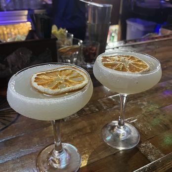 Hopscotch Tavern - lemon drop - Bars Near Me - Fullerton, California