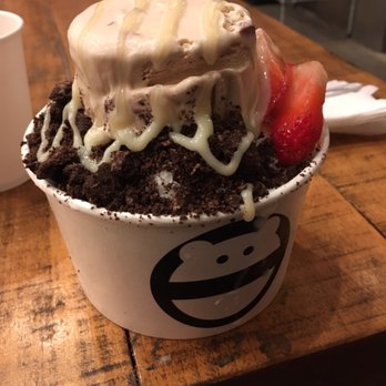 Mini Monster Cafe - Don't forget the condensed milk! Oreo and strawberries, mocha almond fudge ice cream, and milk snow - Ice Cream & Frozen Yogurt Near Me - Long Beach, California