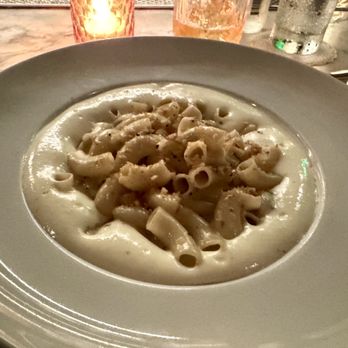 The Harvey House - Black truffle mac & cheese - Bars Near Me - Madison, Wisconsin The Harvey House - Black truffle mac & cheese - Bars Near Me - Madison, Wisconsin