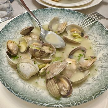 Castelados - Clams - Spanish Near Me - Madrid, M