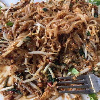 C Fresh Market - Chicken Pad Thai, best I have ever had! Beware the level one is pretty spicy - but fabulous nonetheless! - Vietnamese Near Me - Des Moines, Iowa