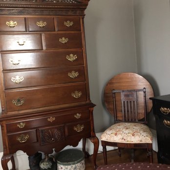 Thomas Galloway house B&B - Corner of the sitting room - Bed & Breakfast Near Me - Palmyra, New York Thomas Galloway house B&B - Corner of the sitting room - Bed & Breakfast Near Me - Palmyra, New York