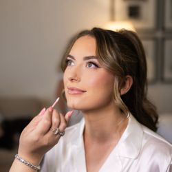 Chelsea Nicole Makeup & Hair