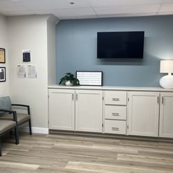 Pregnancy Help Center - 19000 Lobby