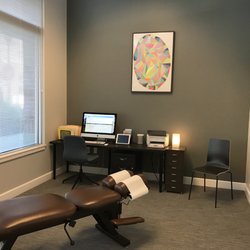 Barkley Massage & Chiropractic - Chiropractic Room
