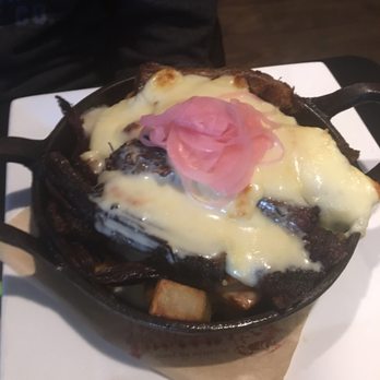 Blackie's - American Near Me - Smithfield, Rhode Island