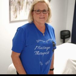 Massage Therapy By Elaine Tipton, LMT - Welcome to Massage by Elaine Tipton LMT
Swedish, Cupping,Hotstone,Prenatal,Deep tissue,Thai Yoga Massage