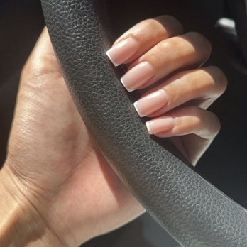Kitchen Nail Bar - Coleman - Thin French tip - Nail Salons Near Me - San Jose, California