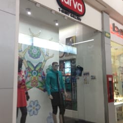 Larva - Exterior de la tienda