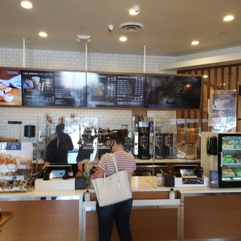 Paris Baguette - Bakeries Near Me - Buena Park, California