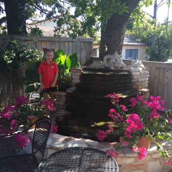 Sunset Grill - Patio @ Sunset Grill - American Near Me - Fredericksburg, Texas