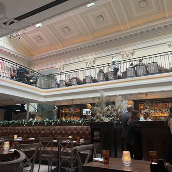 Succotash Prime - Historic atrium decor - Southern Near Me - Washington, DC, District of Columbia Succotash Prime - Historic atrium decor - Southern Near Me - Washington, DC, District of Columbia