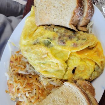 Doc's Diner - Seafood Near Me - Key Largo, Florida