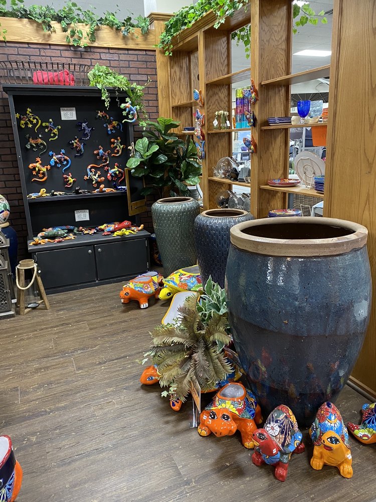 SEASONAL LIVING AT FLOWER CITY Updated October 2024 17 Photos