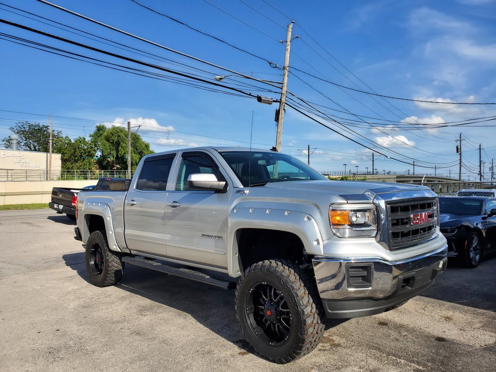 DALLAS CAR R US Updated October 2024 11 Reviews 11641 Denton Dr