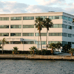 MANATEE DIAGNOSTIC CENTER - Radiologists - 300 Riverside Dr E