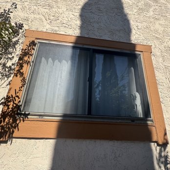 The Screen Shop - Dining room window screen - Windows Installation Near Me - San Jose, California The Screen Shop - Dining room window screen - Windows Installation Near Me - San Jose, California
