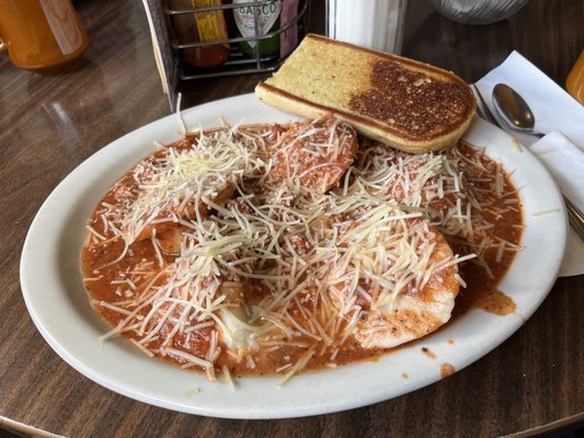 Bruno's Country Club by null