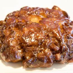 Glee Donuts & Burgers - Apple Fritter