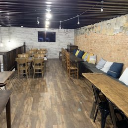 Second floor seating area, great for large groups.