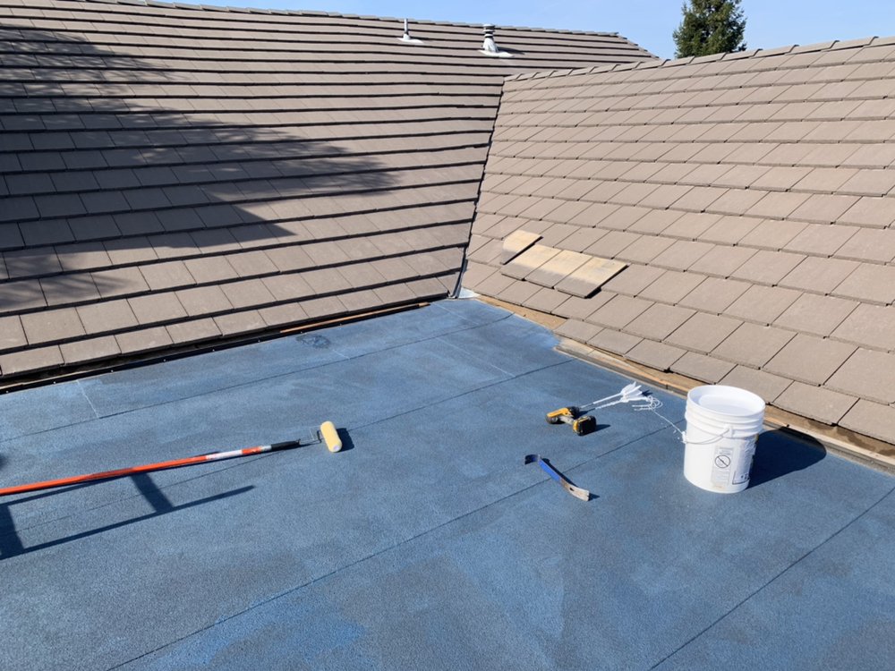 Slide of Roberts Roofing