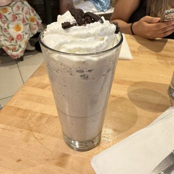 Liliha Bakery - Oreo Milkshake - Bakeries Near Me - Honolulu, Hawaii Liliha Bakery - Oreo Milkshake - Bakeries Near Me - Honolulu, Hawaii
