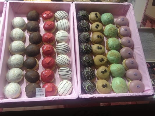 AIDA - Café-Konditorei by null