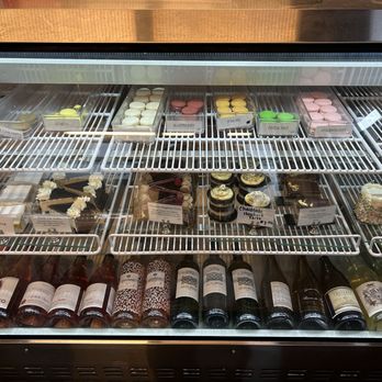 Greige Patisserie - Wine Bars Near Me - Milwaukee, Wisconsin