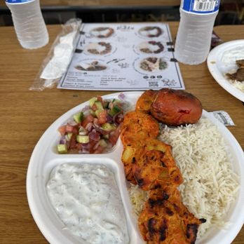 Cafe Bobby - Mediterranean Near Me - Hollywood, California