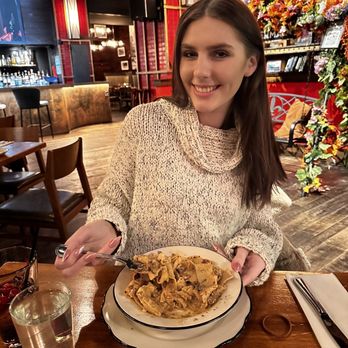 Bacall's - Tagliatelle pasta was so damn delish! - New American Near Me - New York, New York