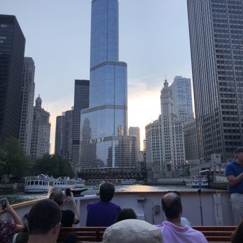 Shoreline Sightseeing - Architectural Tours Near Me - Chicago, Illinois
