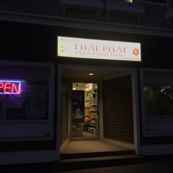Thai Phat - (Sorry for the dark photo) This was taken just before 6PM -remember, this wasn't planned!