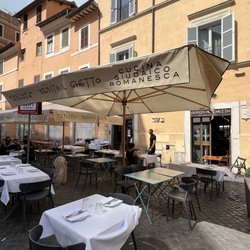 Renato al Ghetto - Patio dining