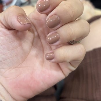 Venice Nails & Spa - Beautiful manicure done by Tim. I was obsessed but didn't only lasted 48hours like this... - Nail Salons Near Me - Ontario, California