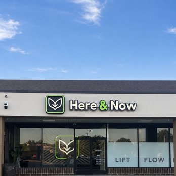 Here & Now - Here & Now Cannabis storefront in Des Plaines. - Cannabis Dispensaries Near Me - Des Plaines, Illinois Here & Now - Here & Now Cannabis storefront in Des Plaines. - Cannabis Dispensaries Near Me - Des Plaines, Illinois