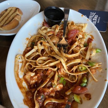 Boston Pizza - Cold jambalaya fettuccine - Pizza Near Me - Edmonton, Alberta Boston Pizza - Cold jambalaya fettuccine - Pizza Near Me - Edmonton, Alberta