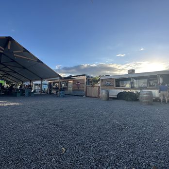 Ono Teppanyaki & Seafood - Food trucks - Food Trucks Near Me - Kahului, Hawaii
