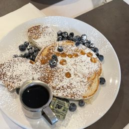 Kids plate, Menu & Latte