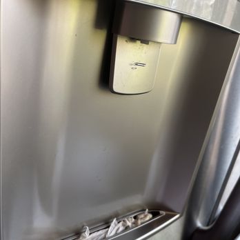 Factor Appliance - front lecking water - Appliances & Repair Near Me