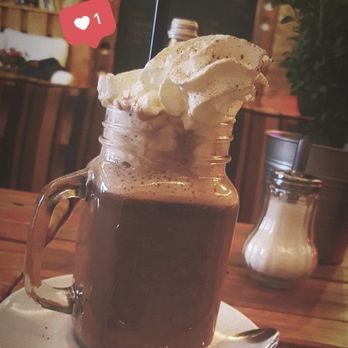 Café GeSchmacKsachE - hot chocolate - Cafes Near Me - Berlin, BE