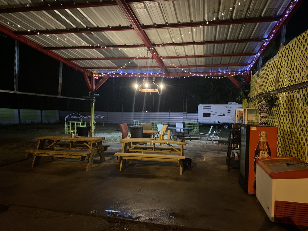 JUNKYARD PATIO & CAFE near 24188 Ford Rd, Porter, Texas Food Trucks